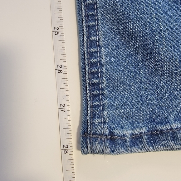 Lee Riders Midrise Medium Wash Boot Jeans Size 12P - Picture 12 of 12